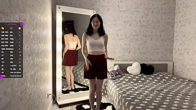 FakeLamb online show from 10-18-25, 09:04