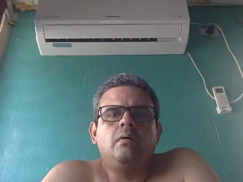 Katracho6969 online show from 12-04-25, 07:44