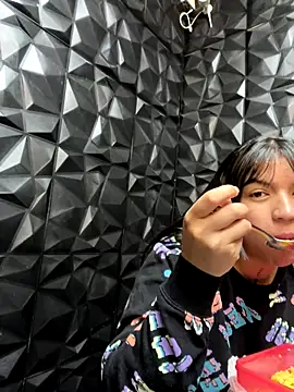 lil charme online show from 09-11-25, 05:57