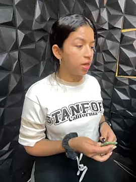 lil charme online show from 09-26-25, 05:06