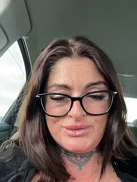 IrishmilfAnna online show from 03-31-26, 05:57