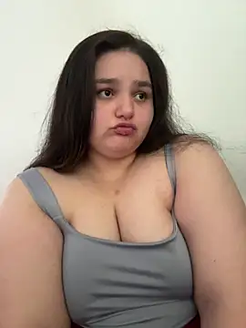 Snapshot of PortuPAWG chatting on 05-14-26, 10:27 PortuPAWG online show from 05-14-26, 10:27