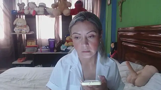  Charlize theron  online show from 01-08-26, 09:06