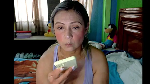  Charlize theron  online show from 03-19-26, 08:46