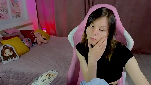 EllinEverly online show from 07-13-26, 08:22