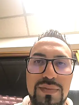 Snapshot of Jharicio-89 chatting on 09-12-25, 07:36 Jharicio-89 online show from 09-12-25, 07:36