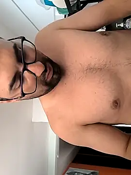 Snapshot of Jharicio-89 chatting on 10-05-25, 03:21 Jharicio-89 online show from 10-05-25, 03:21