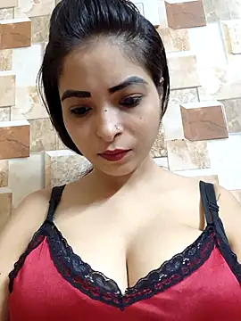 QUEEN-ADITI online show from 09-21-25, 02:40