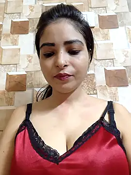 QUEEN-ADITI online show from 09-29-25, 03:17