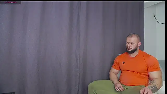 RickyMiami1 online show from 11-26-25, 06:31