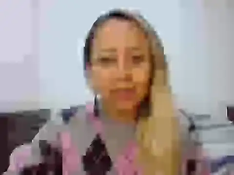 Snapshot of leah_susman chatting on 10-22-25, 02:01 leah susman online show from 10-22-25, 02:01