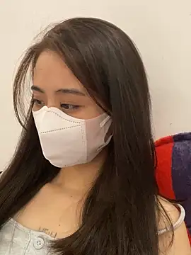 Mochi21 online show from 10-17-25, 04:48