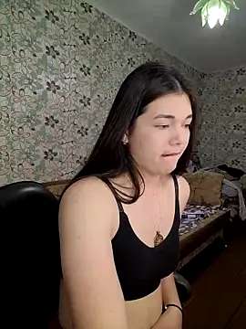 Albi Glow online show from 09-30-25, 02:27