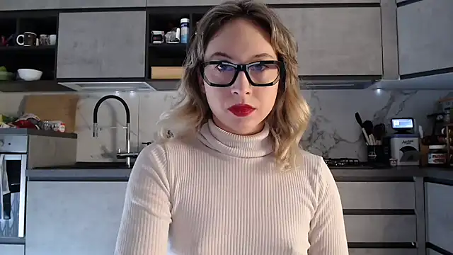 L Sofia online show from 03-06-26, 11:39