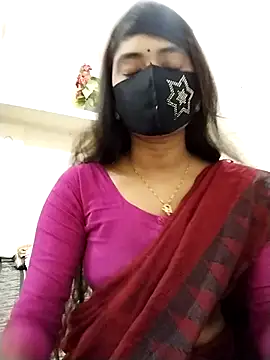 Puja-Rane online show from 10-25-25, 02:08