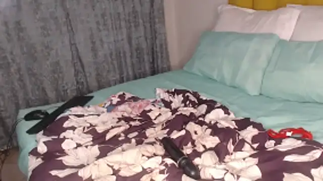 Bella 2025 online show from 02-24-26, 08:29