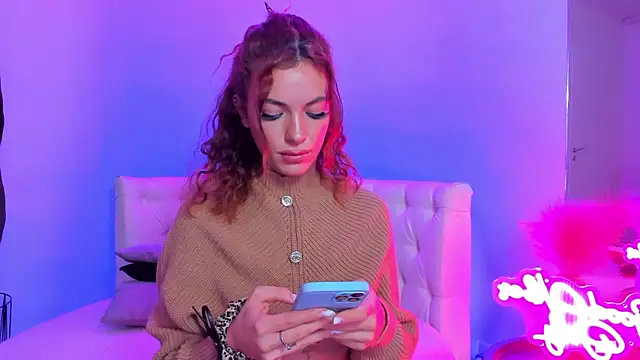 Snapshot of JessicaSky_ chatting on 11-14-25, 08:40 JessicaSky online show from 11-14-25, 08:40