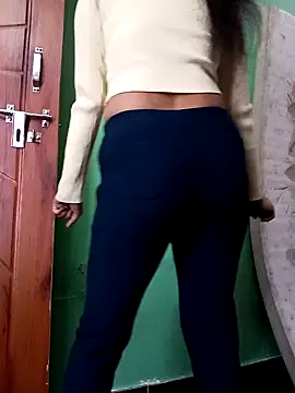 Rekha 89 online show from 11-14-25, 03:38