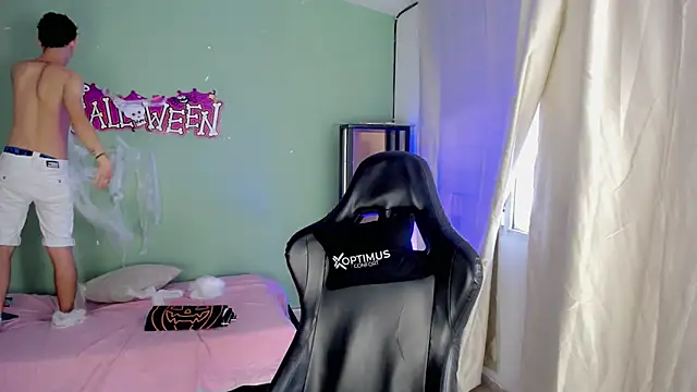 dilan hott  online show from 11-01-25, 08:22