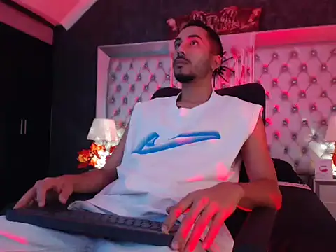 JhosuaCollins  online show from 10-20-25, 02:06