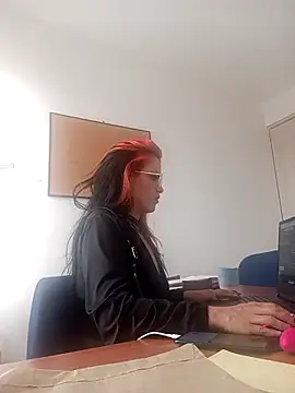 chloelabelle online show from 11-04-25, 05:34