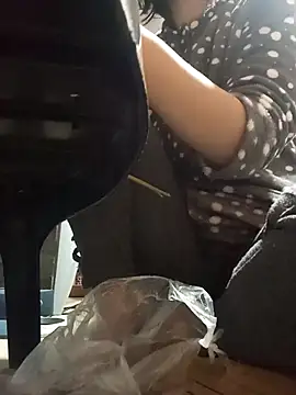 Snapshot of hanonaa1 chatting on 12-20-25, 09:33 hanonaa1 online show from 12-20-25, 09:33