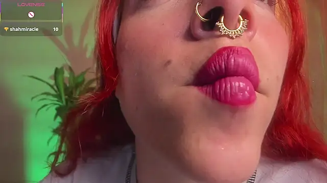 bri von dhara   online show from 10-20-25, 01:00