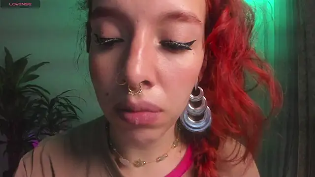 bri von dhara   online show from 10-27-25, 10:19