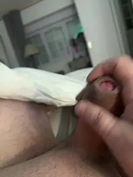 Snapshot of ejaculationmassive chatting on 11-18-25, 03:01 ejaculationmassive online show from 11-18-25, 03:01