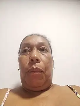 Snapshot of Naomi-Mature chatting on 06-07-26, 10:19 Naomi-Mature online show from 06-07-26, 10:19