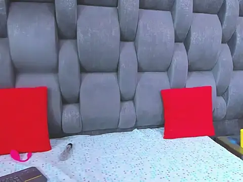 Snapshot of valerythompsonper chatting on 01-16-26, 07:29 valerythompsonper online show from 01-16-26, 07:29