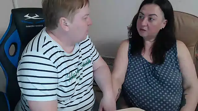 Bertie Adeline online show from 11-23-25, 09:25