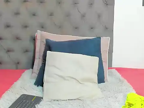 nahiroby ebony online show from 03-25-26, 06:03