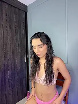 Zafira Montiel online show from 01-31-26, 09:24