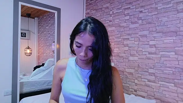 Snapshot of Martina_thompson69 chatting on 01-15-26, 05:05 Martina thompson69 online show from 01-15-26, 05:05