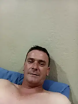 Snapshot of Rudie1 chatting on 11-05-25, 07:14 Rudie1 online show from 11-05-25, 07:14