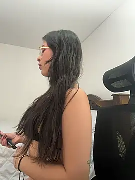 CatadeLuca online show from 02-04-26, 05:30