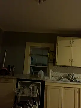 Snapshot of TaylorMade2223 chatting on 09-19-25, 09:11 TaylorMade2223 online show from 09-19-25, 09:11