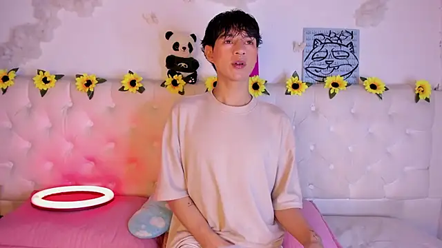 AleAurarashi online show from 02-04-26, 03:34