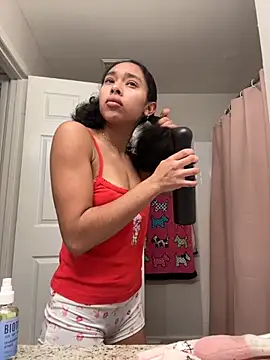 Snapshot of cupcakemia chatting on 09-25-25, 03:27 cupcakemia online show from 09-25-25, 03:27