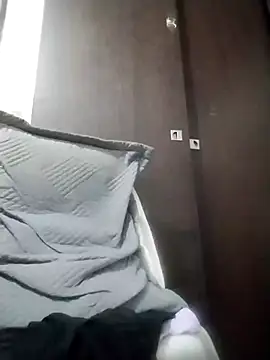  yefez online show from 10-01-25, 03:23