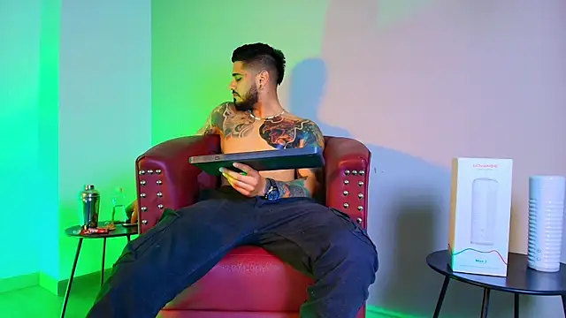 amodeus bael  online show from 09-12-25, 02:22