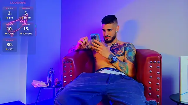 amodeus bael  online show from 09-24-25, 02:59