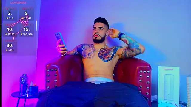 amodeus bael  online show from 10-12-25, 07:57