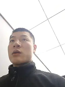 Snapshot of AAASuck chatting on 02-14-26, 04:48 AAASuck online show from 02-14-26, 04:48