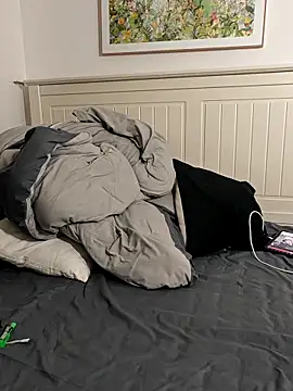 Snapshot of AAASuck chatting on 03-01-26, 03:47 AAASuck online show from 03-01-26, 03:47