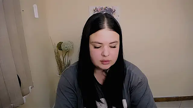  Trisha li online show from 09-17-25, 01:02