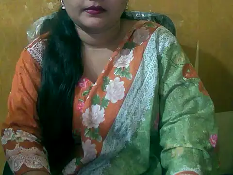 Snapshot of Saniya_K chatting on 10-05-25, 04:05 Saniya K online show from 10-05-25, 04:05
