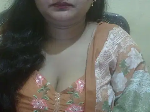 Snapshot of Saniya_K chatting on 10-27-25, 06:45 Saniya K online show from 10-27-25, 06:45