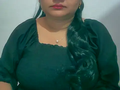 Saniya K online show from 11-14-25, 01:43